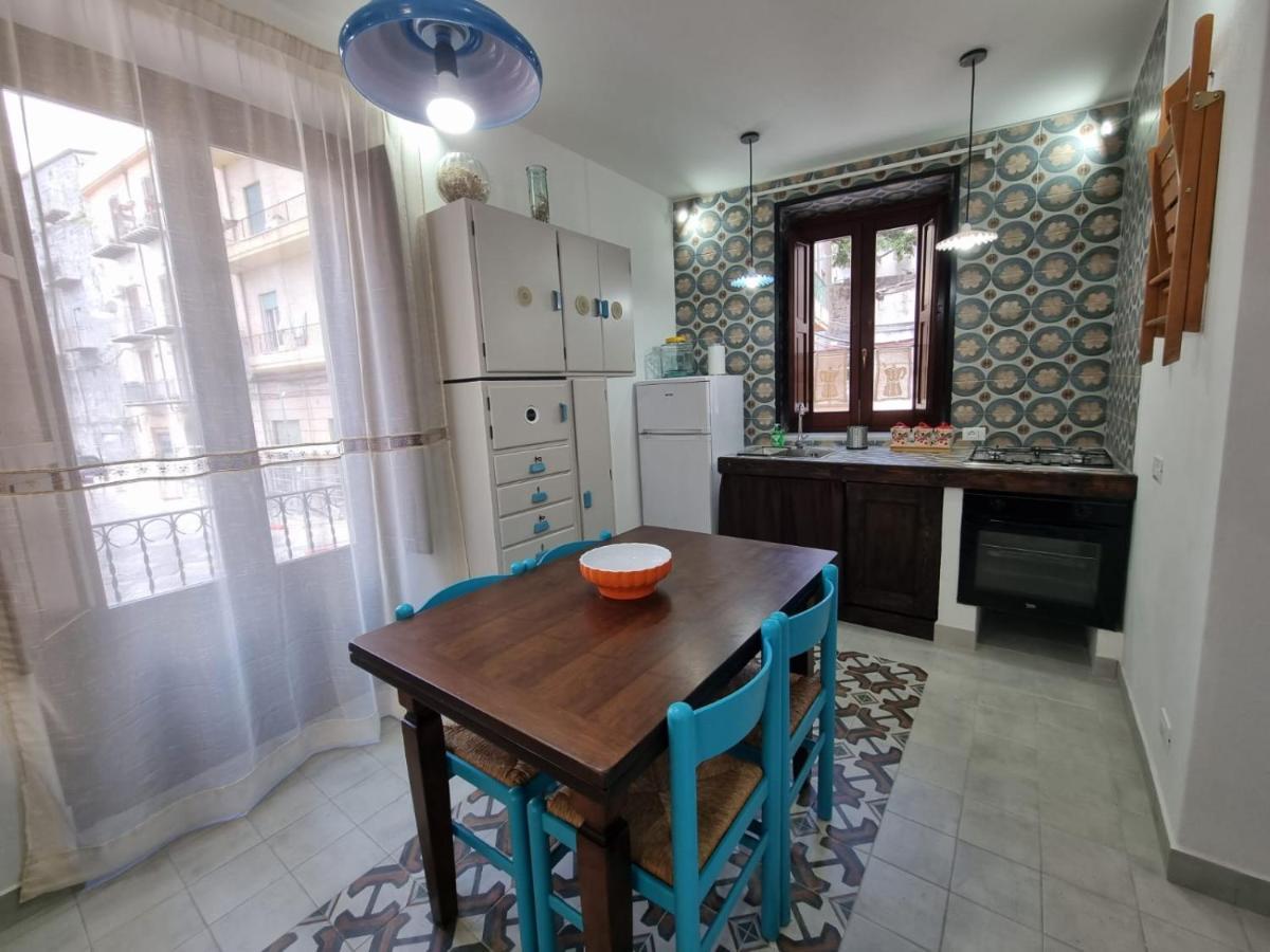 פלרמו Casa Viotti Le Fuoriserie מראה חיצוני תמונה